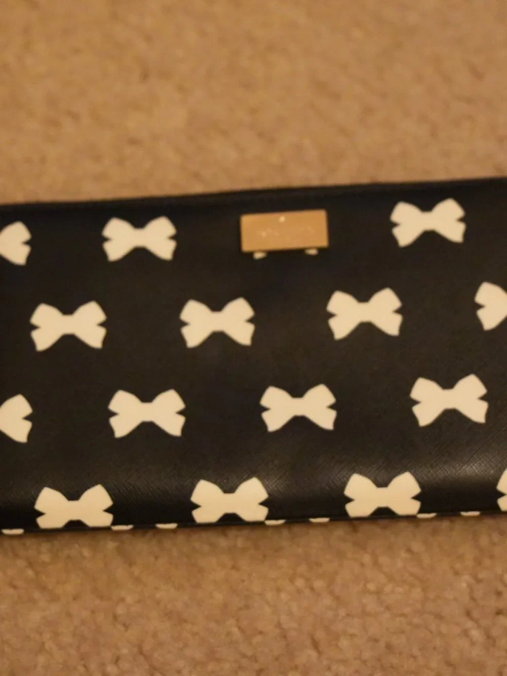 Kate Spade New York Women's Black Wallet-purse
